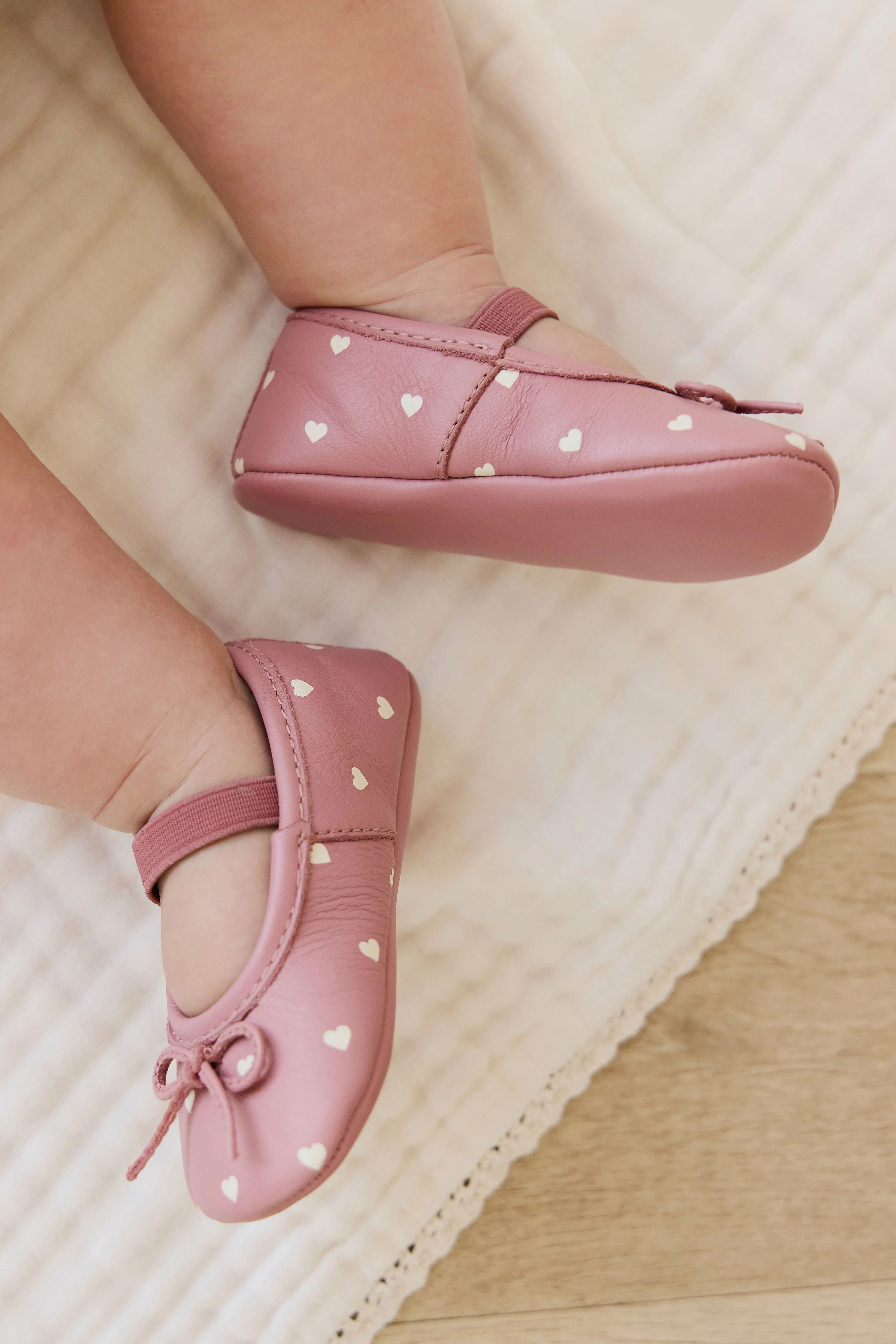 Bowie Baby Ballerinas - Petite Heart Rose