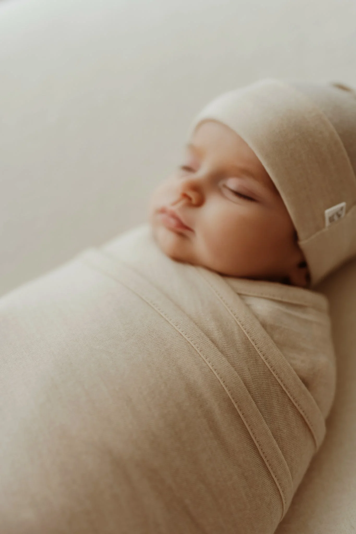 Cocooi Merino Babywrap - Natural - Image 3