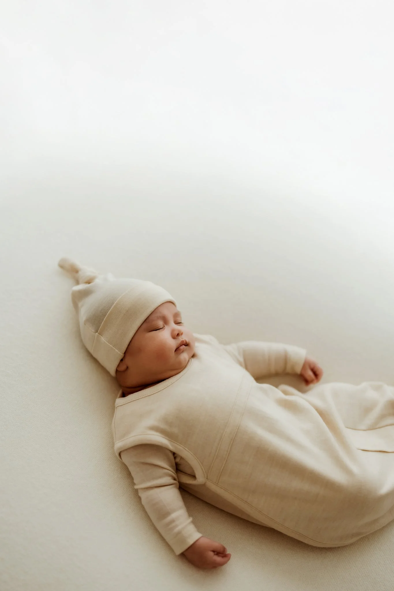 Cocooi Merino Sleeping Bag - Natural - Image 3