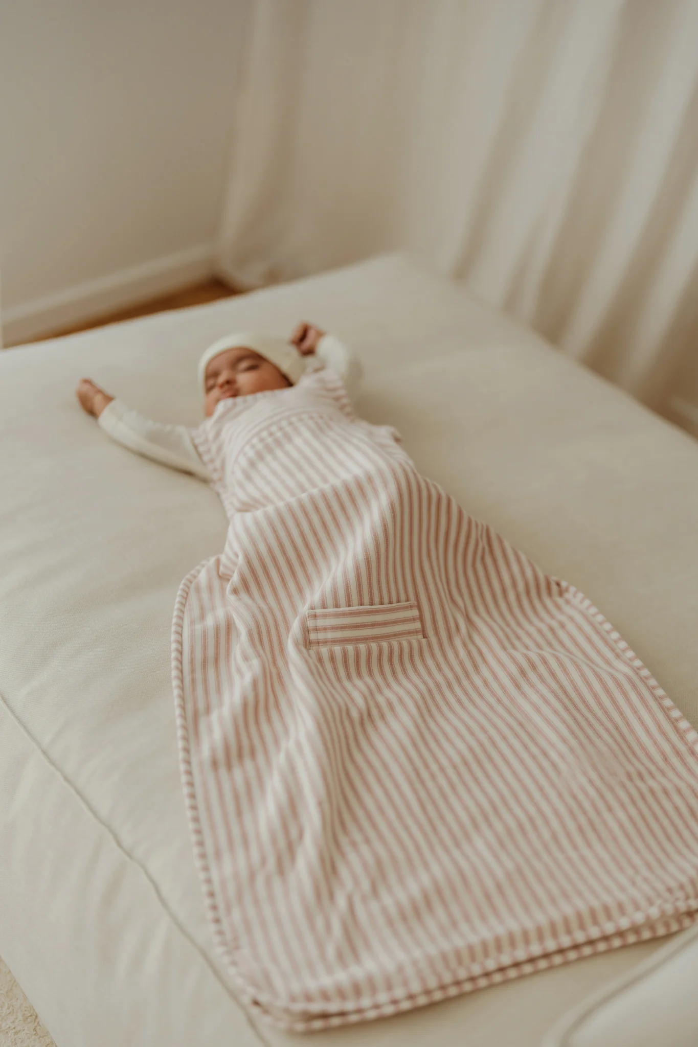 Merino Kids Go Go Bag - Duvet - Variegated Stripe Mauve - Image 4