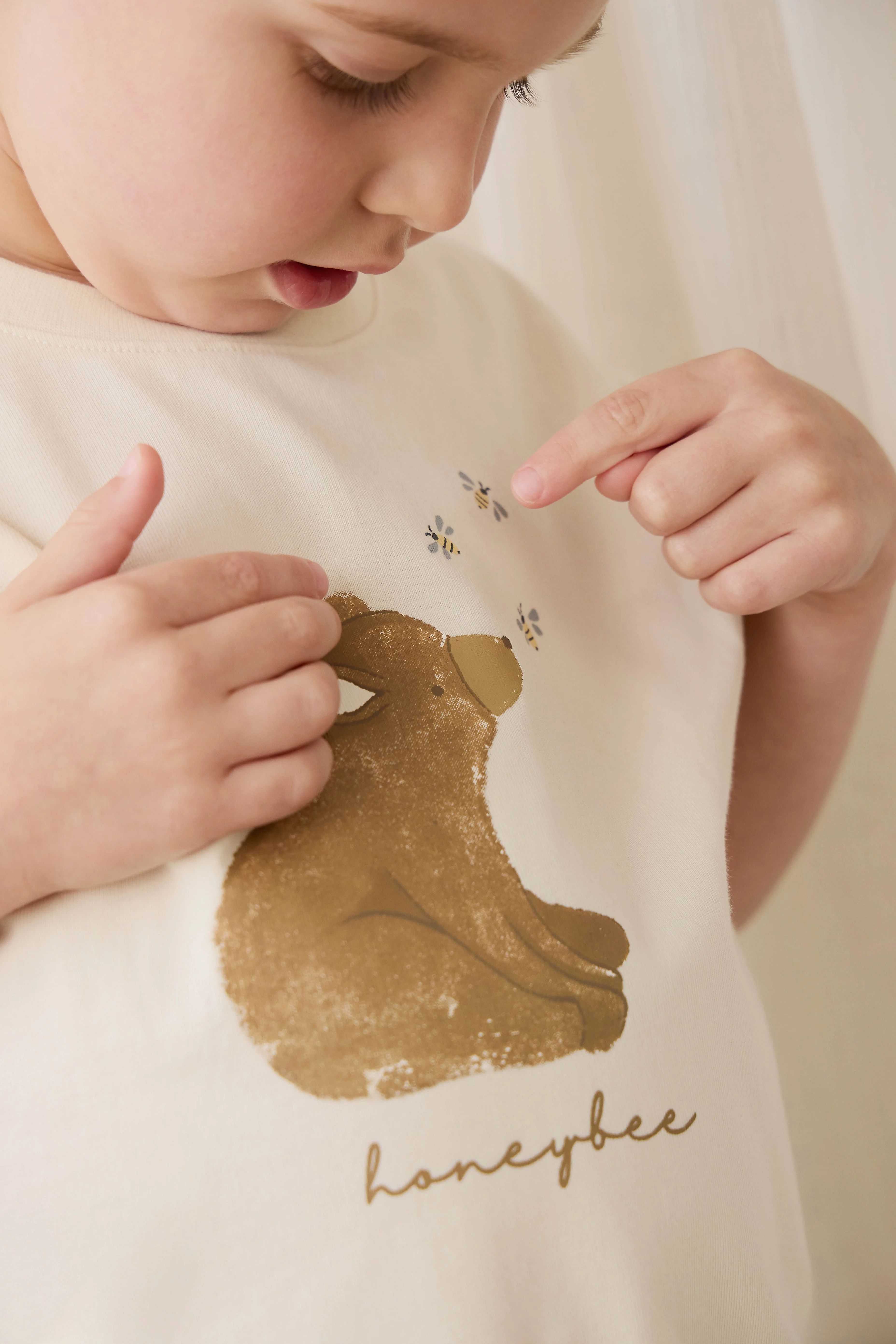 Organic Cotton Bjorn Tee - Cloud Honeybee Bear - Image 4