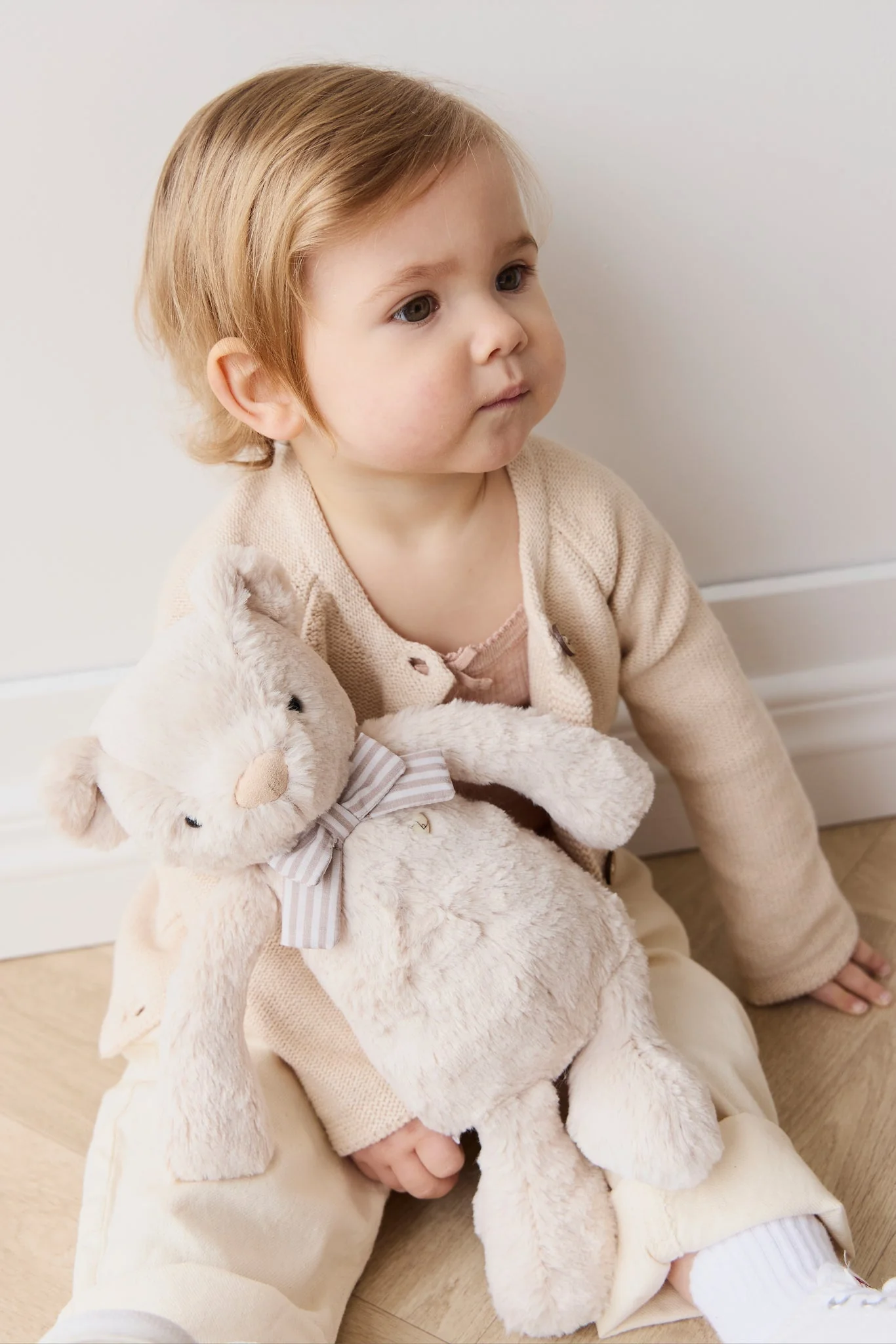Snuggle Bunnies - Georgie With Bow - Image 4